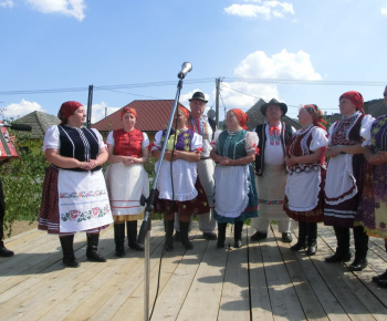 Kultúrne pamiatky / Stavanie mája – RUSADLIE - foto