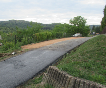 Aktuality / Rekonštrukcia miestnych komunikácií v obci Nižná Slaná - foto