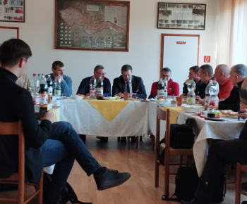 Aktuality / Stretnutie krízového štábu k znečistenie rieky Slaná - foto