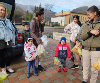 Národný projekt Rozvojové tímy I. / Potravinová pomoc občanom obce - foto