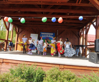 Národný projekt Rozvojové tímy I. / Medzinárodný deň Rómov - foto