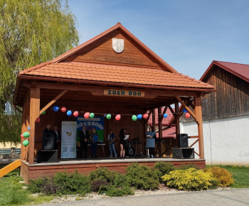 Národný projekt Rozvojové tímy I. / Medzinárodný deň Rómov - foto