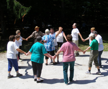 Klub dôchodcov Nižná Slaná / Stretnutie Klubu dôchodcov z Nižnej Slanej a Dobšinej, ktoré sa uskutočnilo na Trojici dňa 18.7.2014 - foto