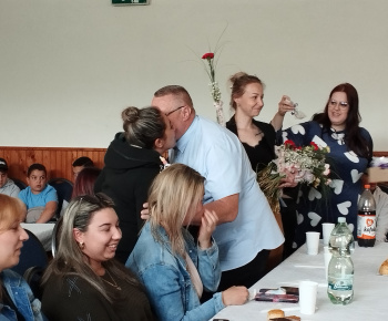 Kultúra v obci / Deň matiek v Nižnej Slanej - foto