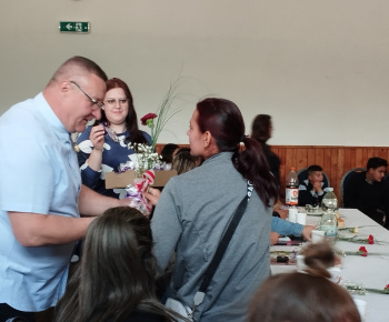 Kultúra v obci / Deň matiek v Nižnej Slanej - foto