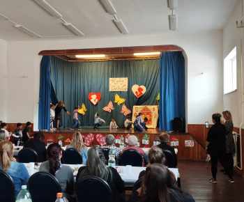 Kultúra v obci / Deň matiek v Nižnej Slanej - foto