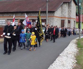 Kultúrne pamiatky / Oslavy odhalenia sochy sv. Barbory v obci Nižná Slaná - foto